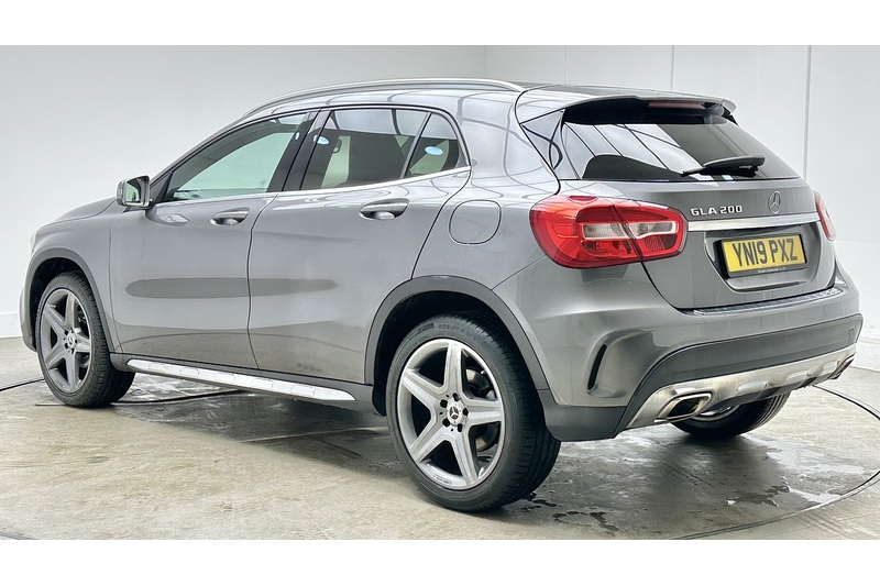 Mercedes-Benz GLA GLA200 AMG Line - U3054