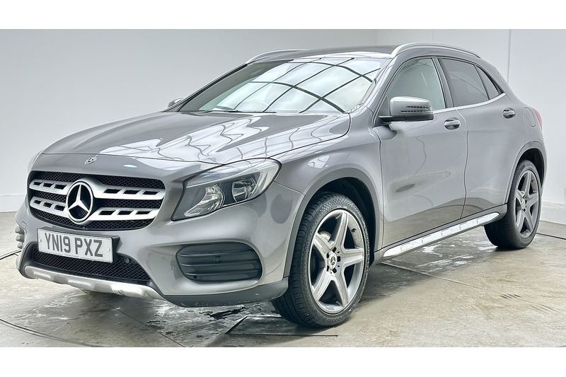 Mercedes-Benz GLA GLA200 AMG Line - U3054