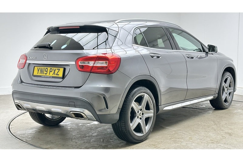 Mercedes-Benz GLA GLA200 AMG Line - U3054