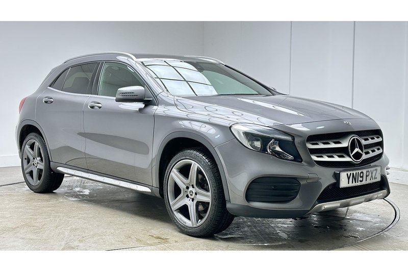 Mercedes-Benz GLA GLA200 AMG Line - U3054