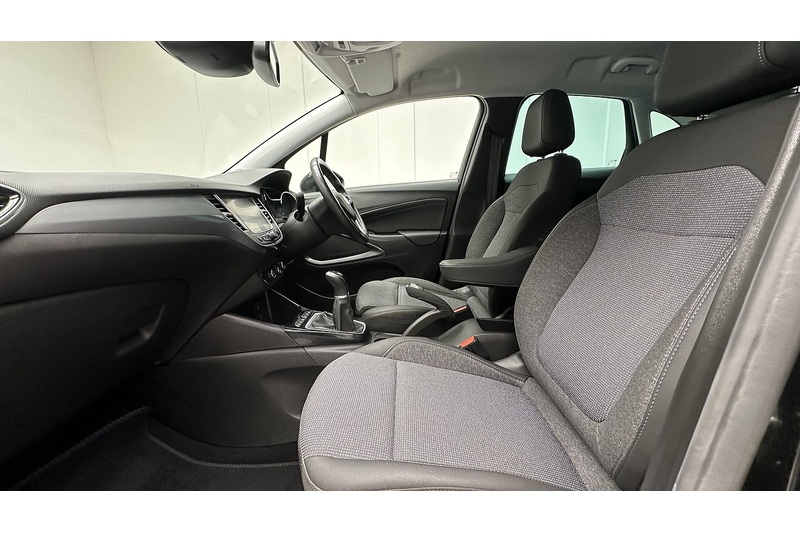 Vauxhall Crossland Elite Edition - U3056