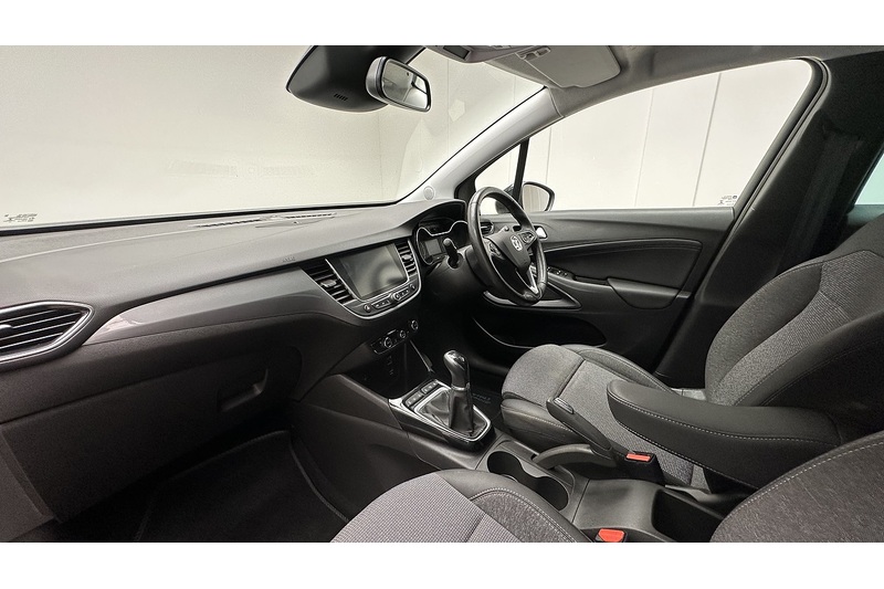 Vauxhall Crossland Elite Edition - U3056