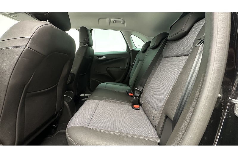 Vauxhall Crossland Elite Edition - U3056