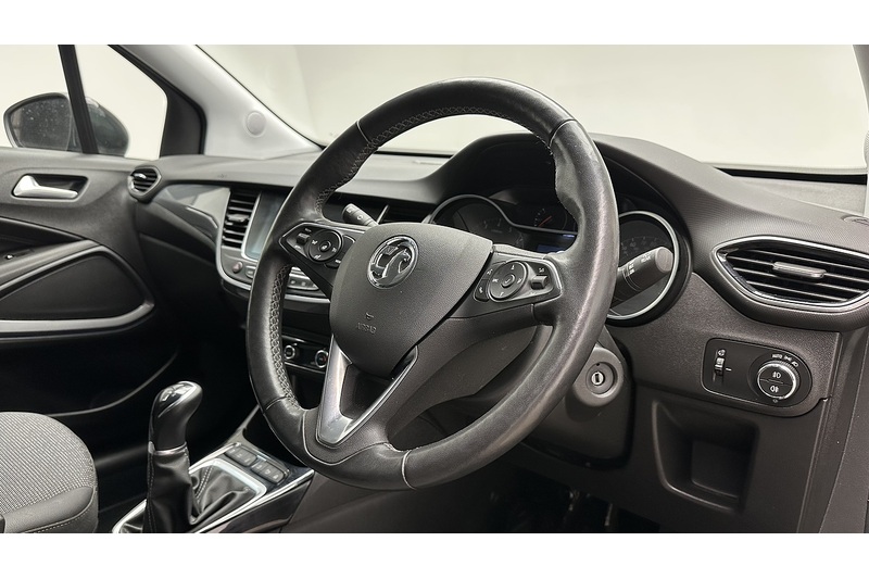 Vauxhall Crossland Elite Edition - U3056