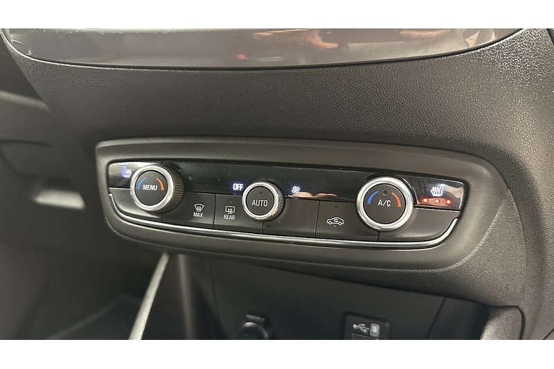 Vauxhall Crossland Elite Edition - U3056