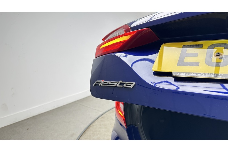 Ford Fiesta T EcoBoost Titanium - U3070