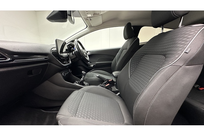 Ford Fiesta T EcoBoost Titanium - U3070