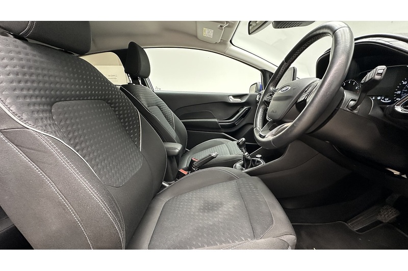 Ford Fiesta T EcoBoost Titanium - U3070
