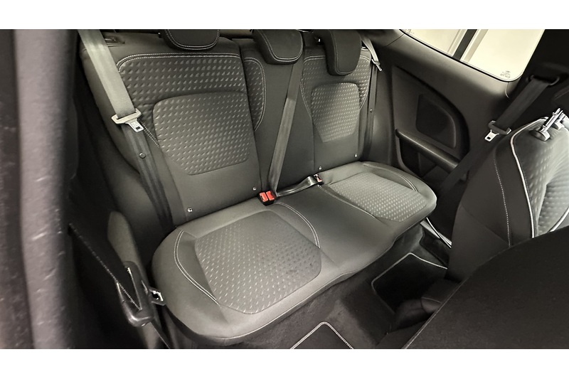Ford Fiesta T EcoBoost Titanium - U3070