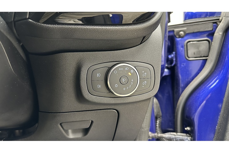 Ford Fiesta T EcoBoost Titanium - U3070