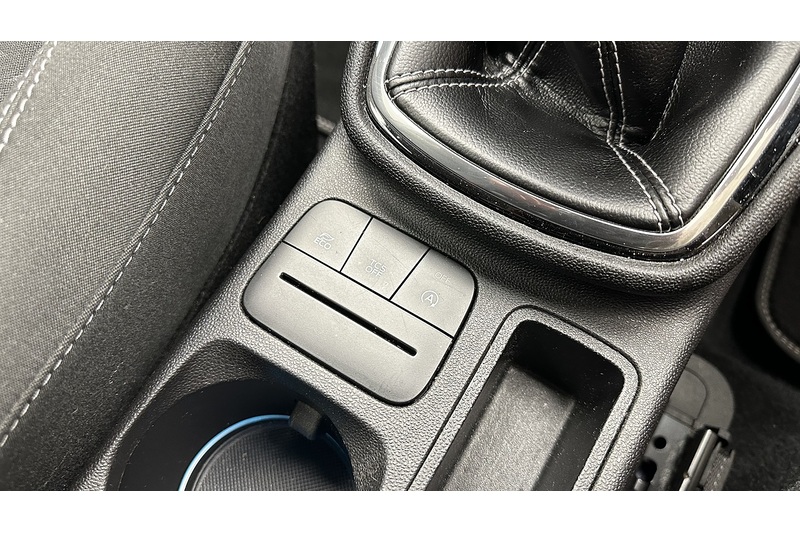Ford Fiesta T EcoBoost Titanium - U3070
