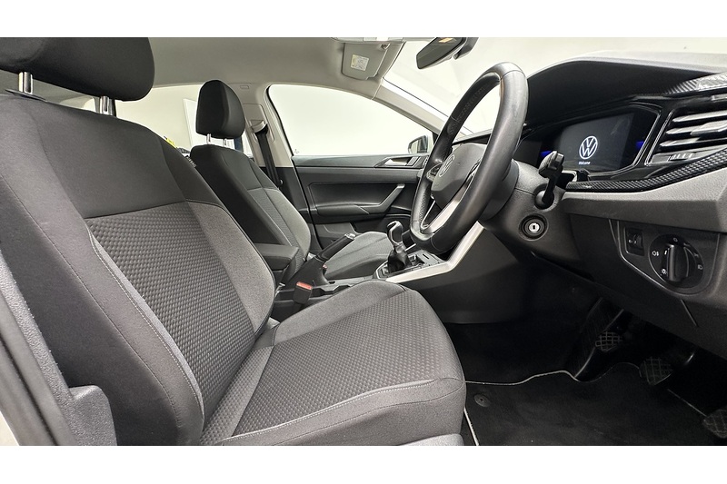 Volkswagen Polo Life - U3073