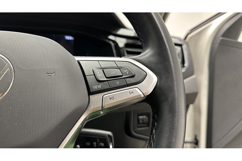 Volkswagen Polo Life - U3073