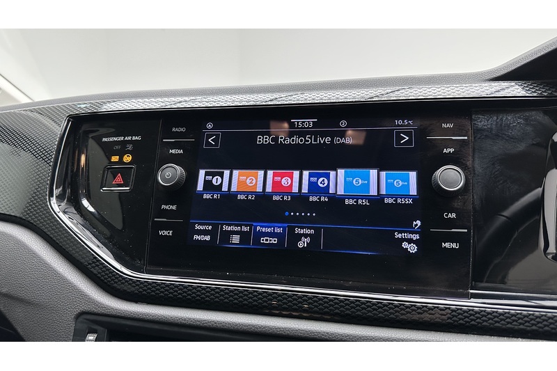 Volkswagen Polo Life - U3073