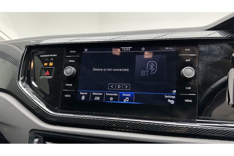 Volkswagen Polo Life - U3073