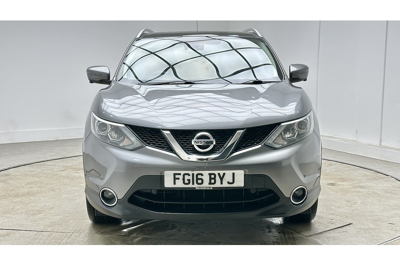 Nissan Qashqai DIG-T Tekna - U3077