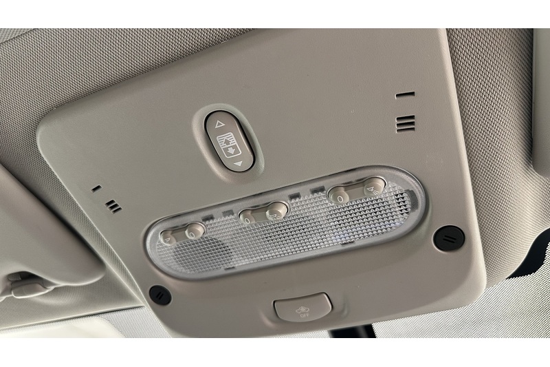 Nissan Qashqai DIG-T Tekna - U3077