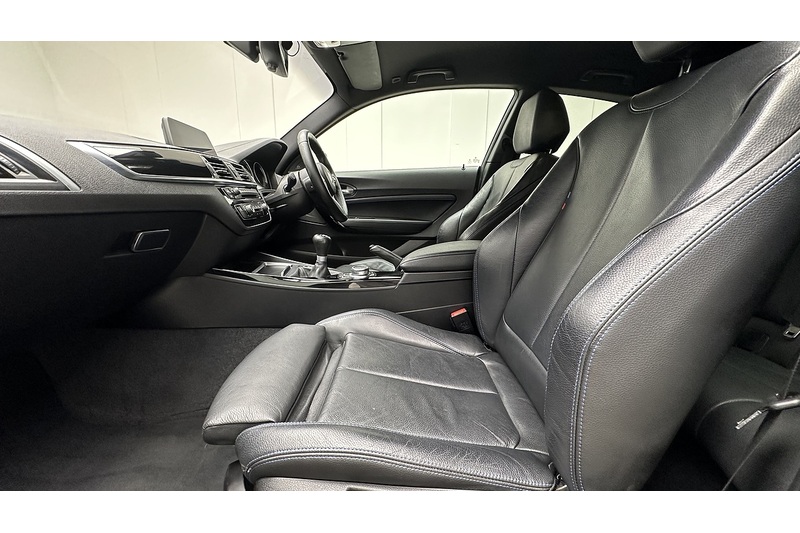 BMW 1 Series 118i M Sport Shadow Edition - U3078