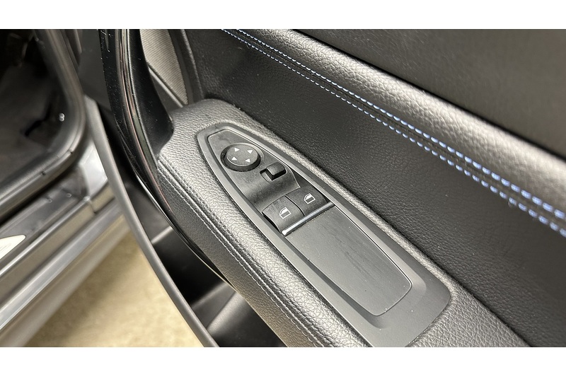 BMW 1 Series 118i M Sport Shadow Edition - U3078