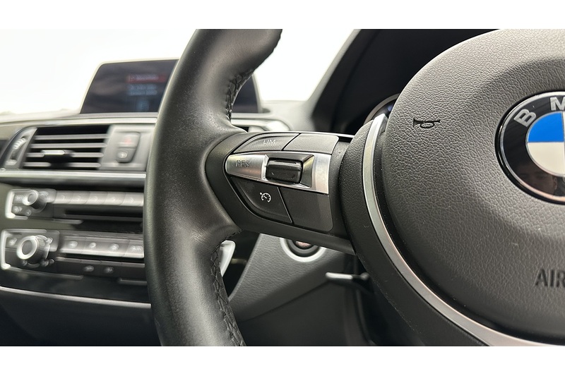 BMW 1 Series 118i M Sport Shadow Edition - U3078