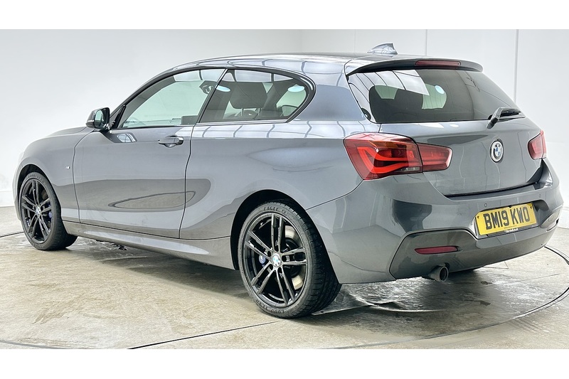 BMW 1 Series 118i M Sport Shadow Edition - U3078