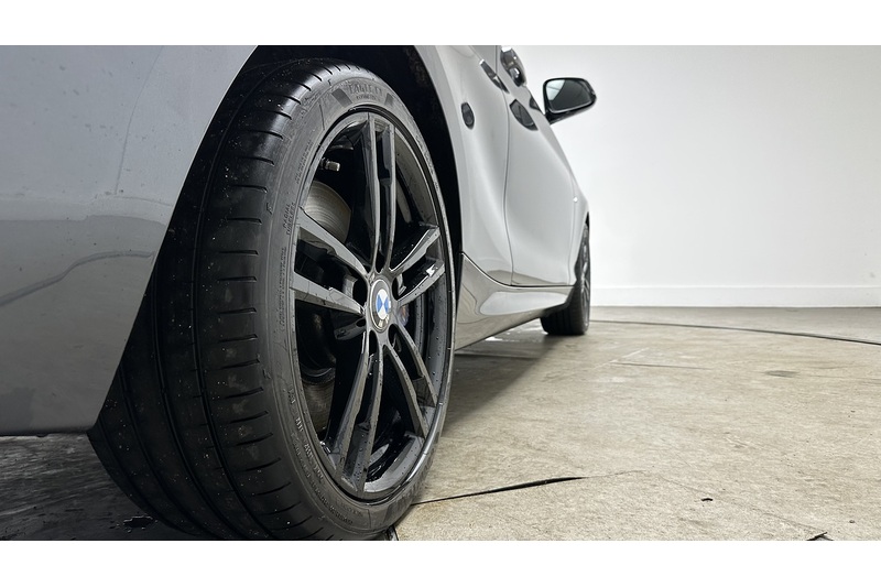 BMW 1 Series 118i M Sport Shadow Edition - U3078
