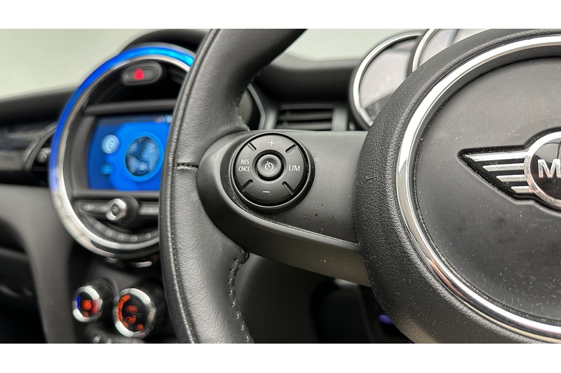 MINI Convertible Cooper - U3081