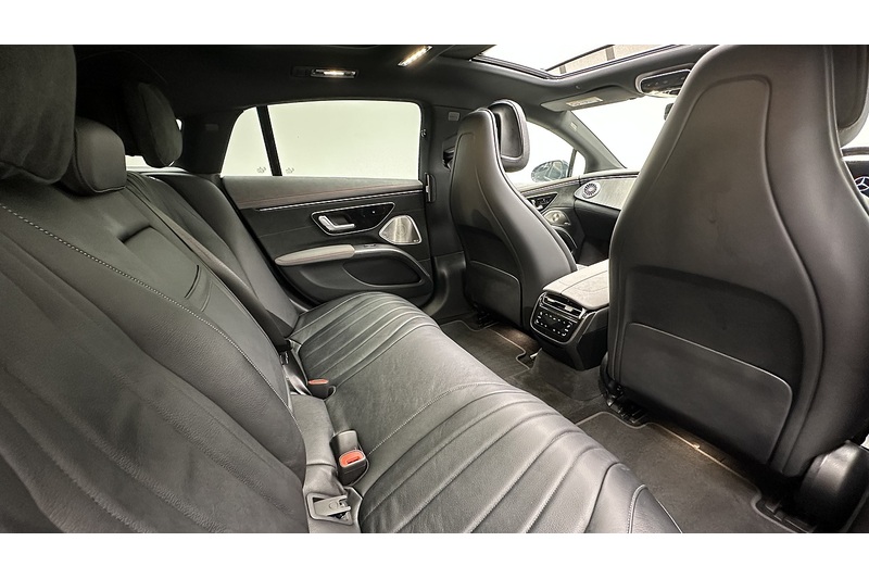 Mercedes-Benz EQS EQS 450+ AMG Line - U3082