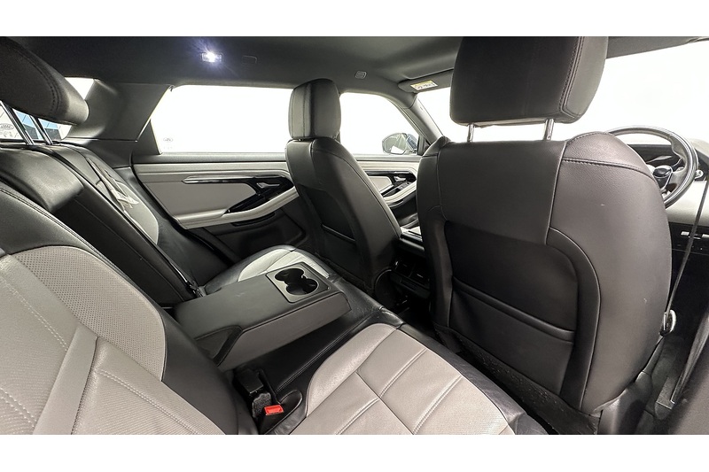 Land Rover Range Rover Evoque D150 R-Dynamic S - U3086