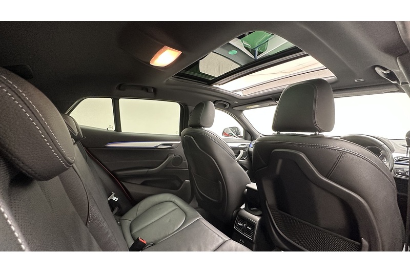 BMW X2 18i M Sport X - U3089