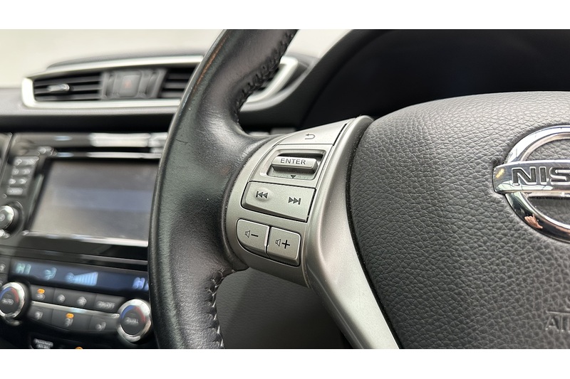 Nissan Qashqai dCi N-Connecta - U3090