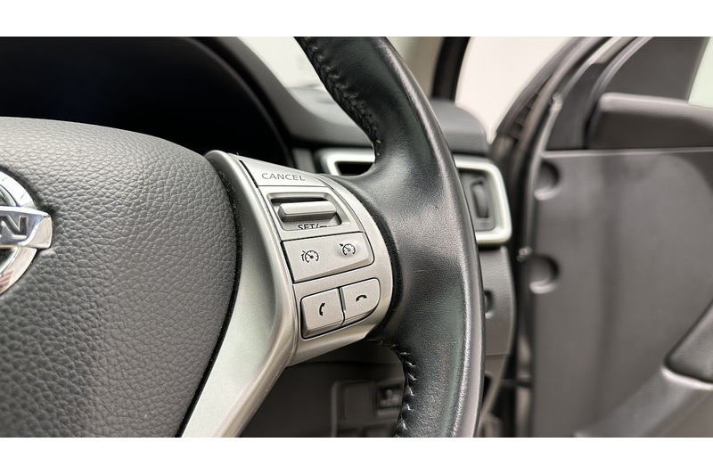 Nissan Qashqai dCi N-Connecta - U3090