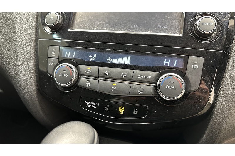 Nissan Qashqai dCi N-Connecta - U3090