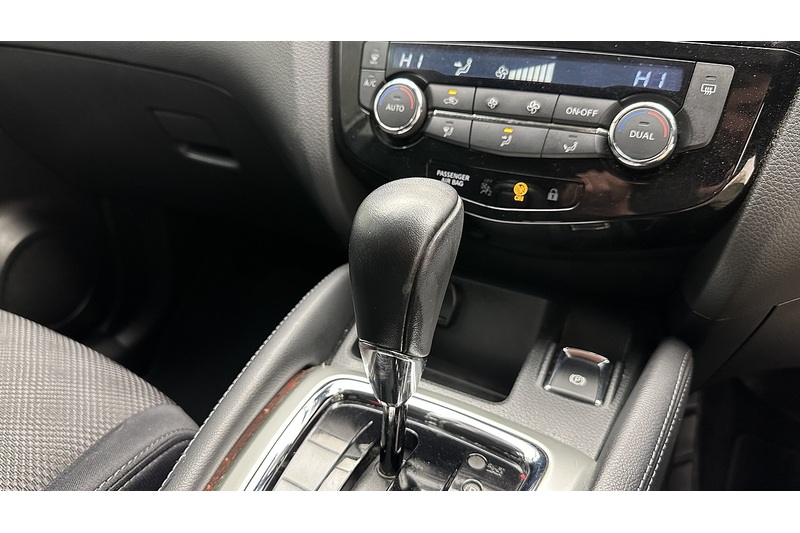 Nissan Qashqai dCi N-Connecta - U3090