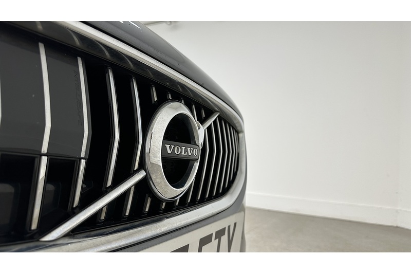 Volvo V40 T2 Inscription - U3093