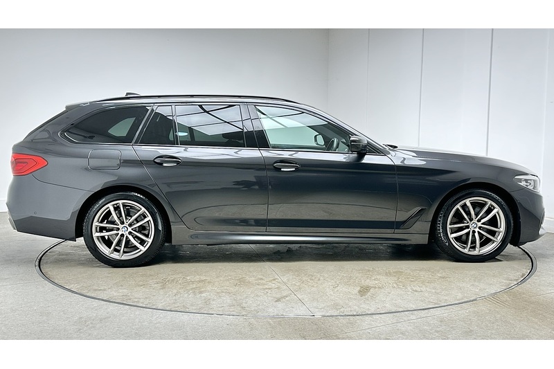 BMW 5 Series 520d MHT M Sport - U3095