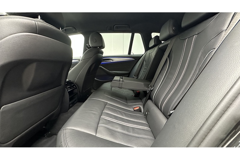 BMW 5 Series 520d MHT M Sport - U3095