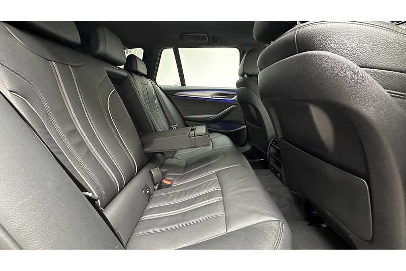 BMW 5 Series 520d MHT M Sport - U3095