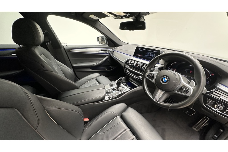BMW 5 Series 520d MHT M Sport - U3095