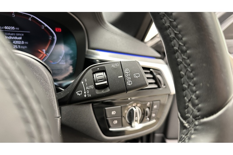 BMW 5 Series 520d MHT M Sport - U3095