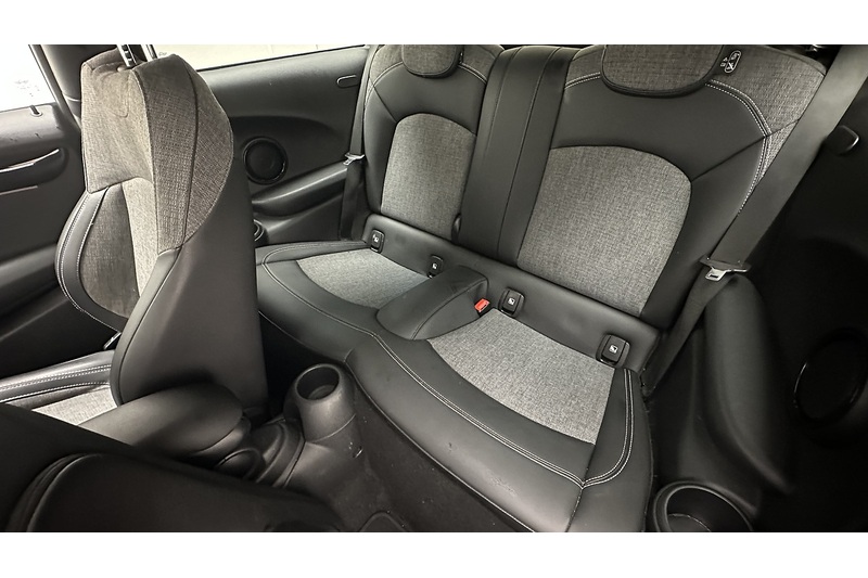 MINI Electric Hatch Cooper SE Level 2 - U3101