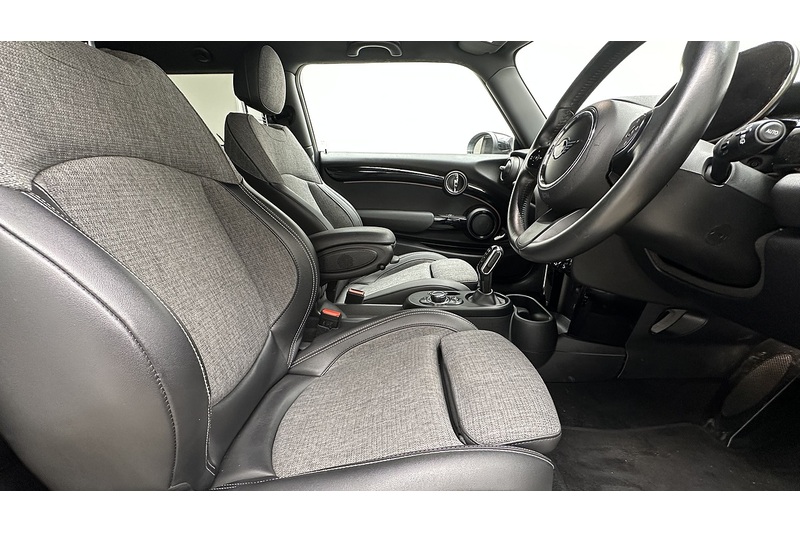 MINI Electric Hatch Cooper SE Level 2 - U3101