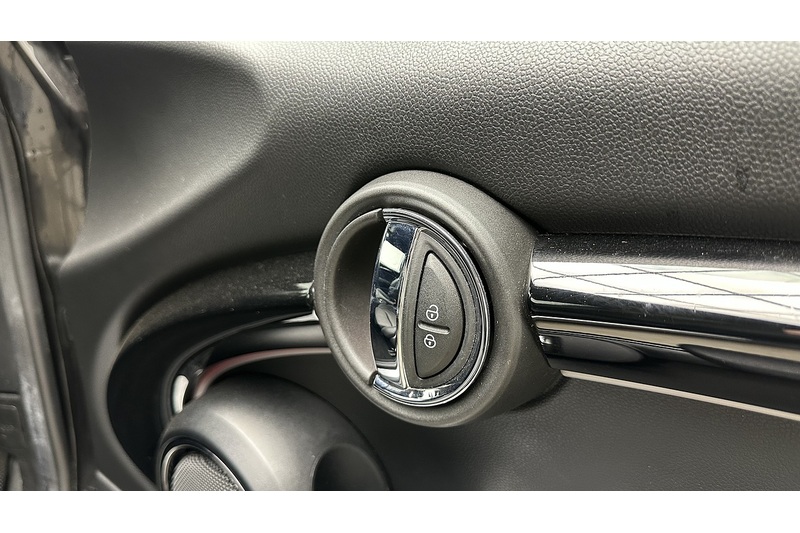 MINI Electric Hatch Cooper SE Level 2 - U3101