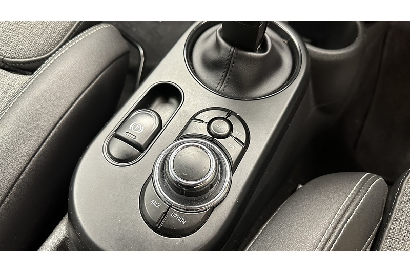 MINI Electric Hatch Cooper SE Level 2 - U3101