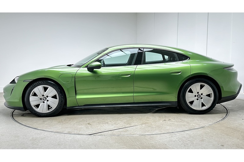 Porsche Taycan Performance Plus - U3123