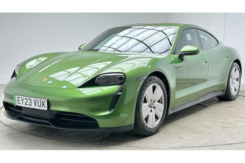 Porsche Taycan Performance Plus - U3123