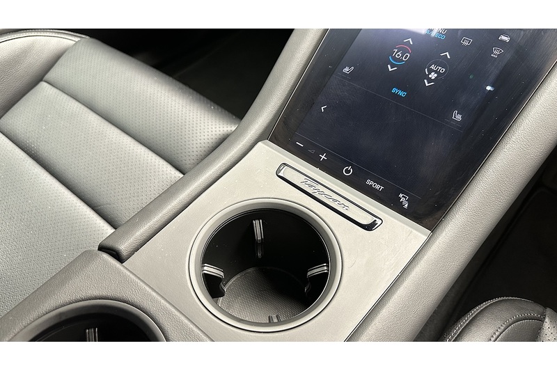 Porsche Taycan Performance Plus - U3123
