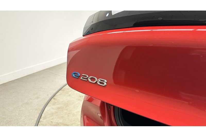 Peugeot E-208 GT - U3145