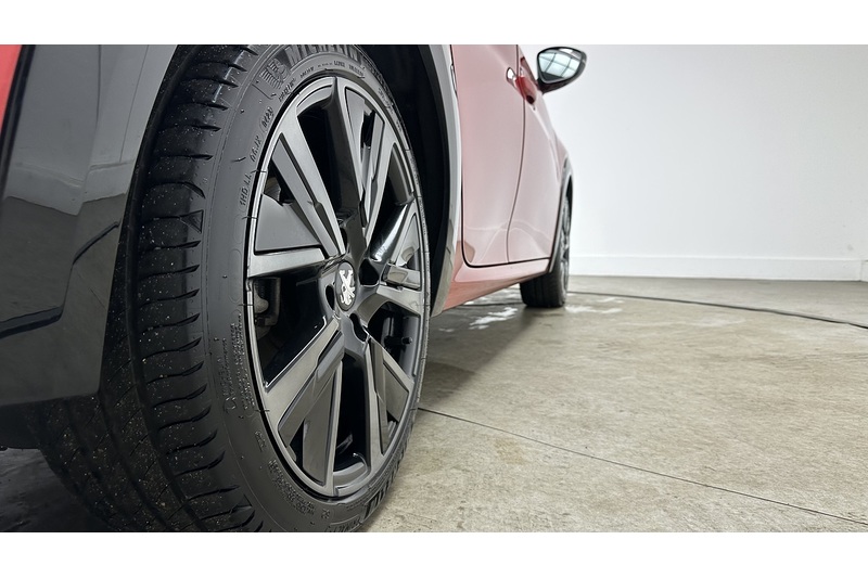 Peugeot E-208 GT - U3145