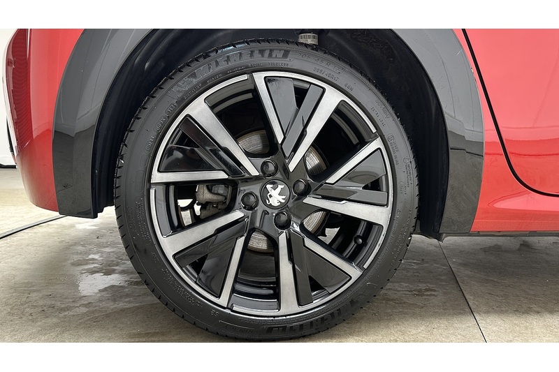 Peugeot E-208 GT - U3145